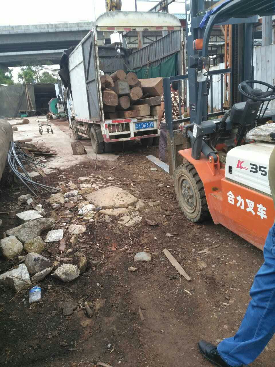 �����г�Ⱥ��ҹ�˾